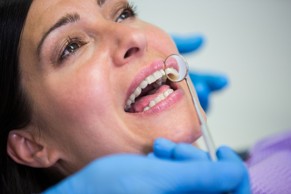 implant fracture causes